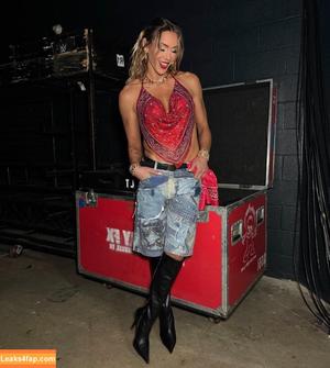 Charlotte Flair photo #0930