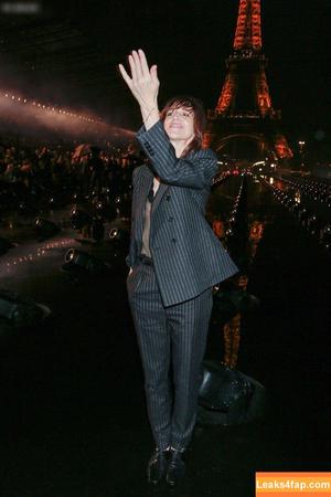 Charlotte Gainsbourg photo #0100