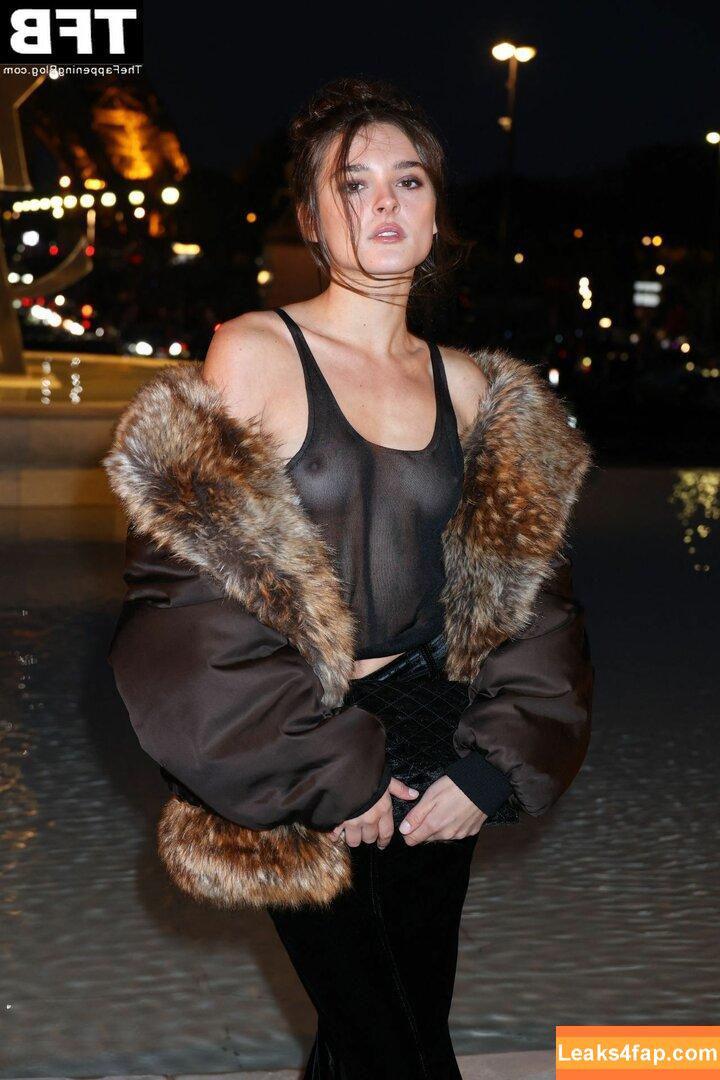 Charlotte Lawrence / charlotteslawrence leaked photo photo #0021