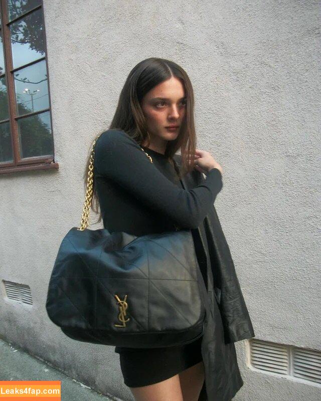 Charlotte Lawrence / charlotteslawrence leaked photo photo #0160