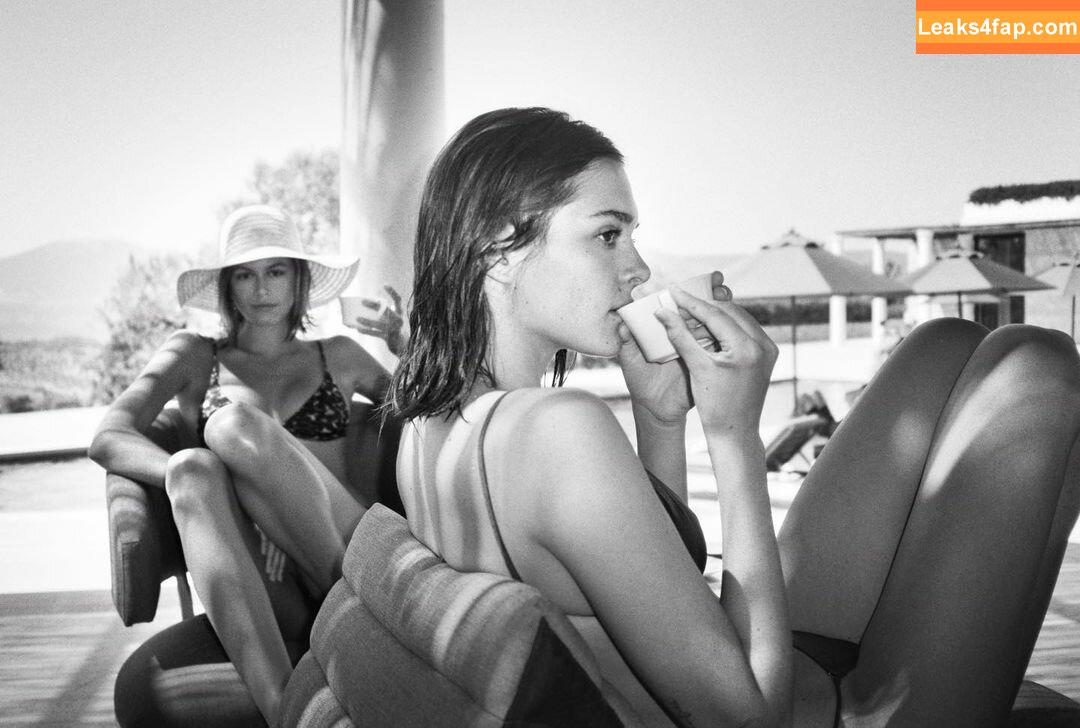 Charlotte Lawrence / charlotteslawrence слитое фото фото #0238