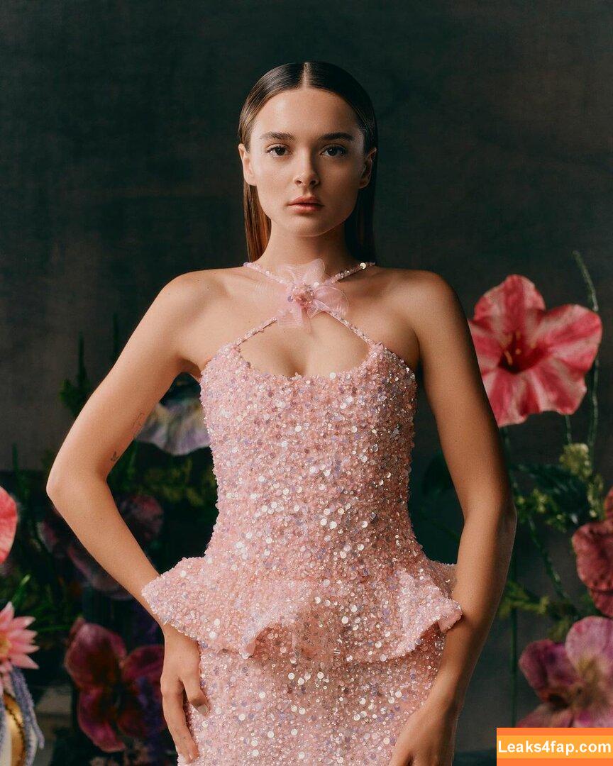 Charlotte Lawrence / charlotteslawrence слитое фото фото #0249