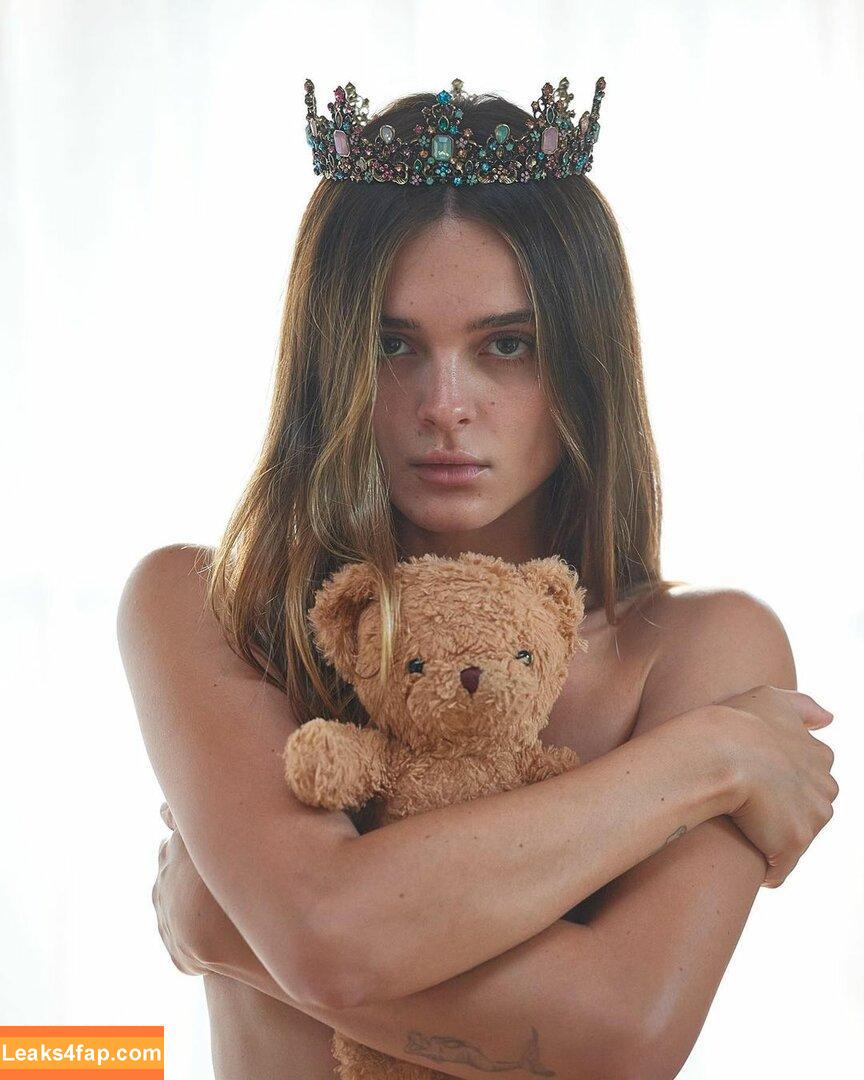 Charlotte Lawrence / charlotteslawrence слитое фото фото #0252