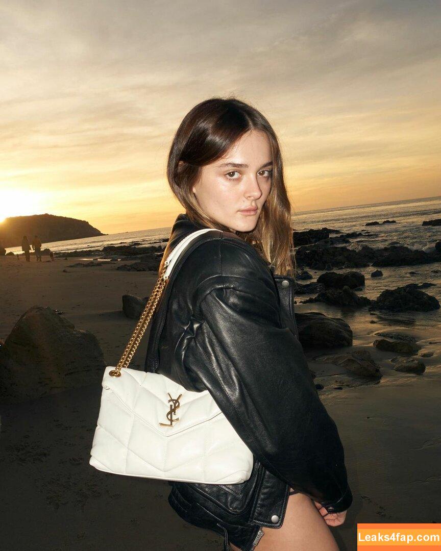 Charlotte Lawrence / charlotteslawrence слитое фото фото #0253