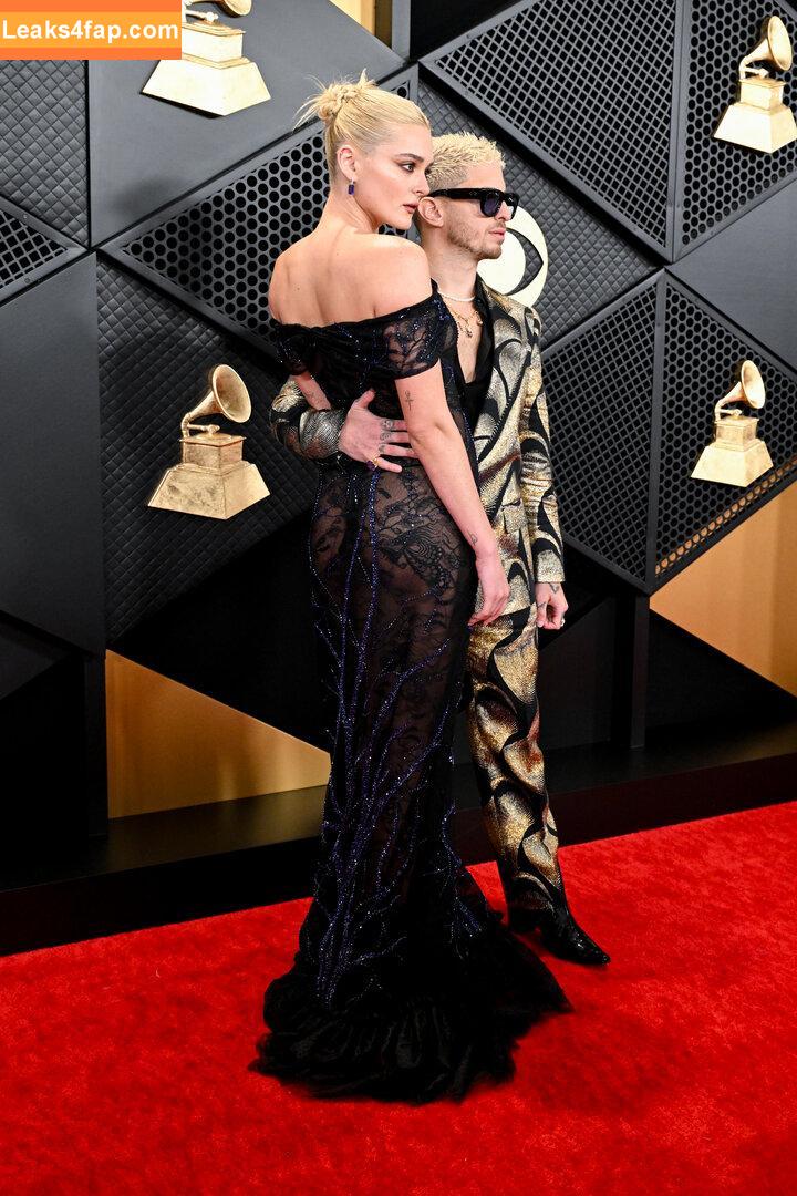 Charlotte Lawrence / charlotteslawrence слитое фото фото #0269