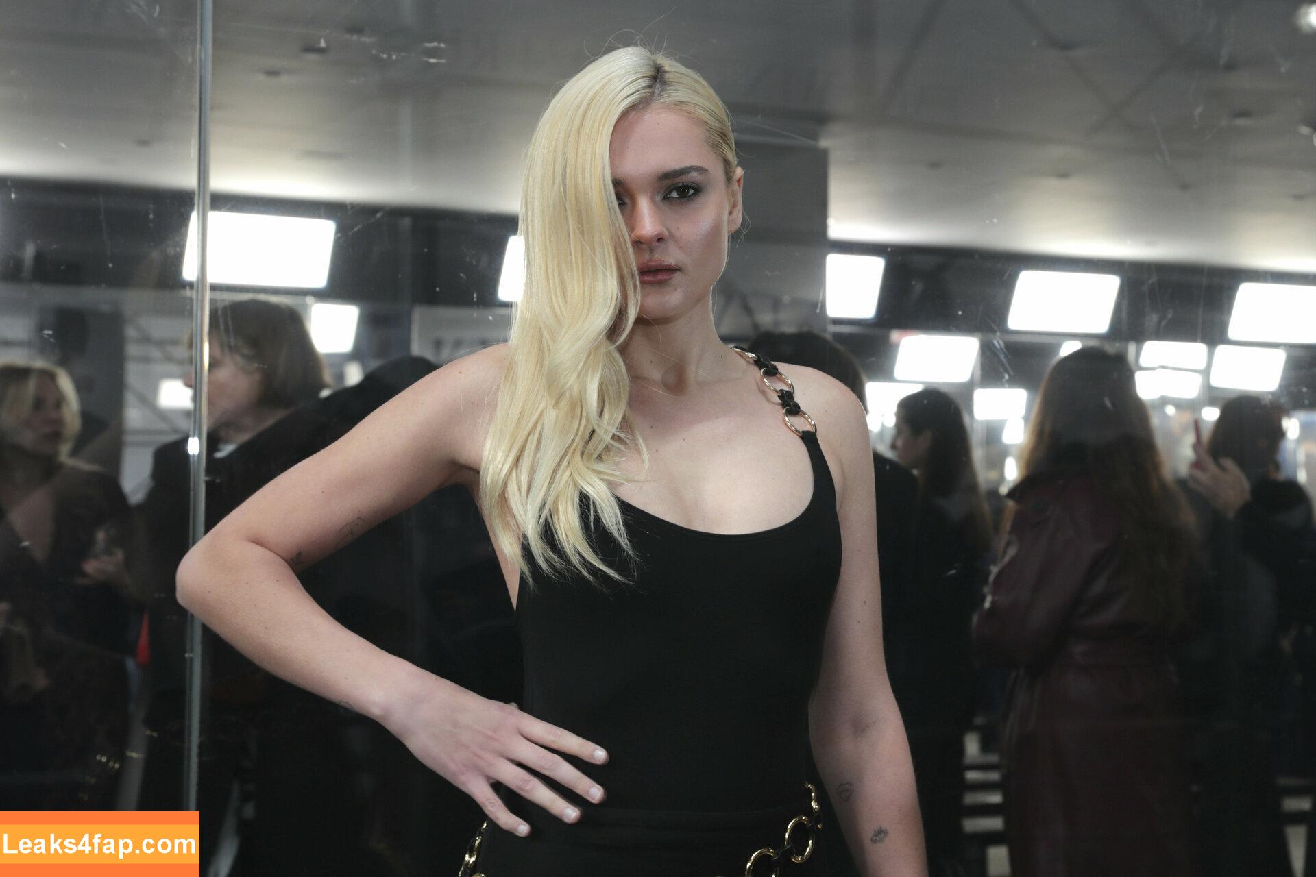 Charlotte Lawrence / charlotteslawrence слитое фото фото #0278