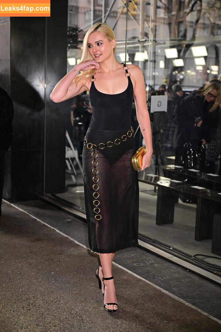 Charlotte Lawrence / charlotteslawrence слитое фото фото #0290