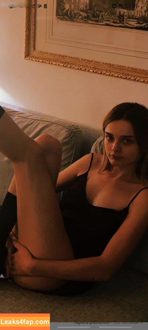 Charlotte Lawrence / charlotteslawrence слитое фото фото #0375