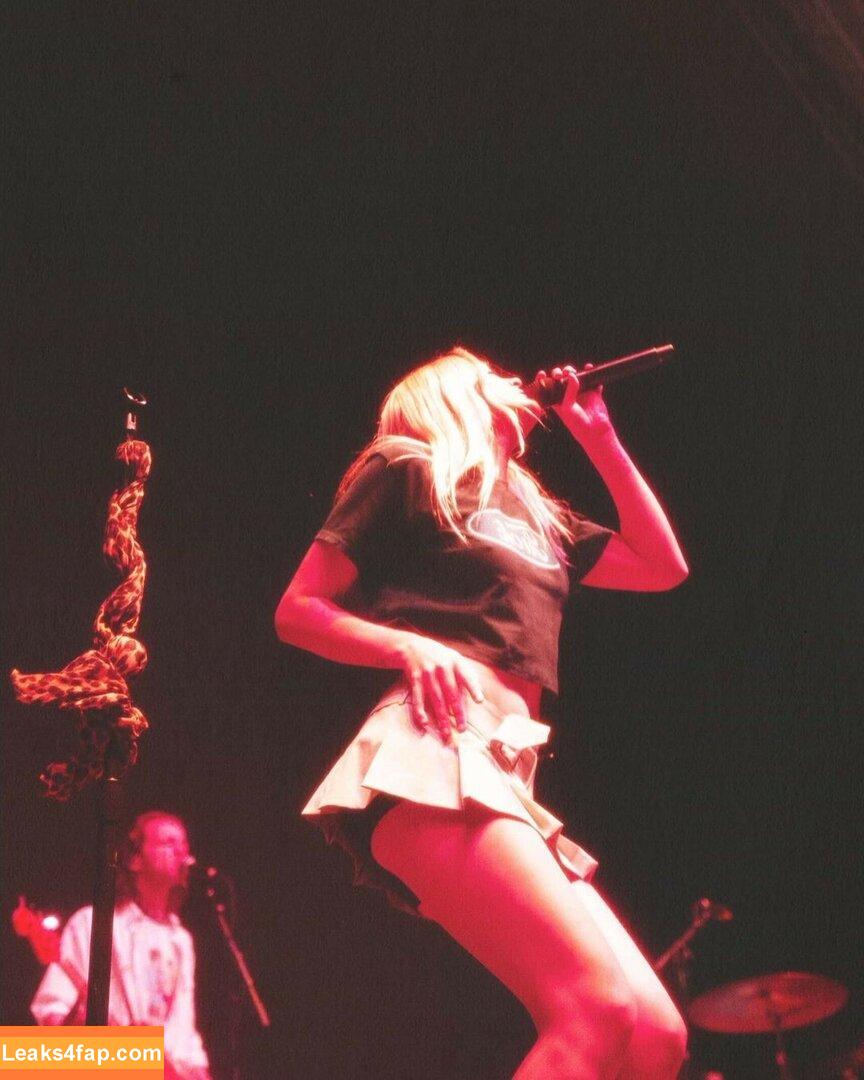 Charlotte Lawrence / charlotteslawrence слитое фото фото #0416