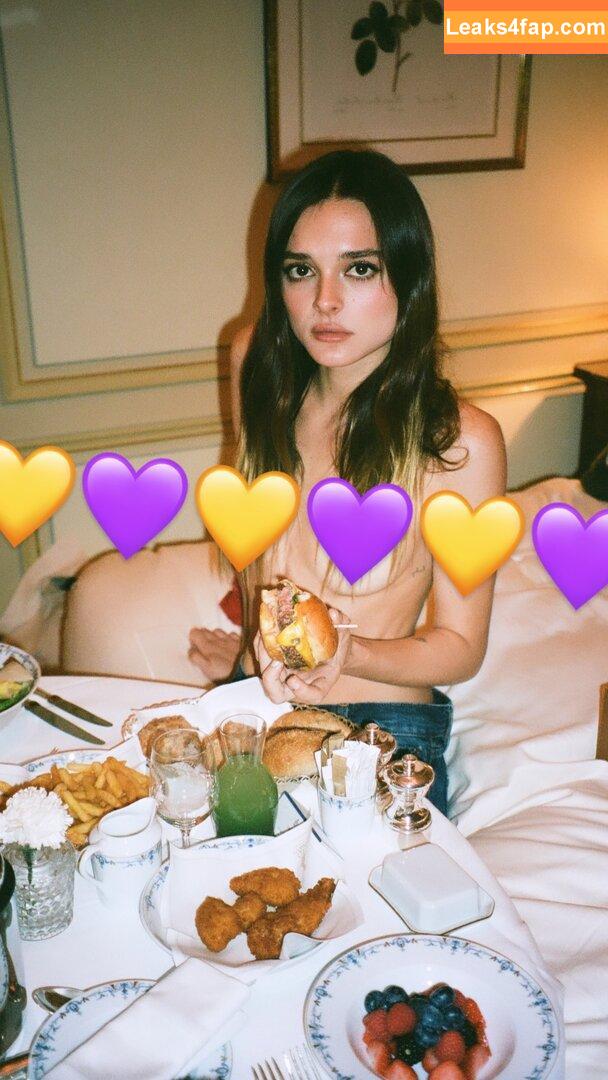 Charlotte Lawrence / charlottelawr / charlotteslawrence / https: leaked photo photo #0929