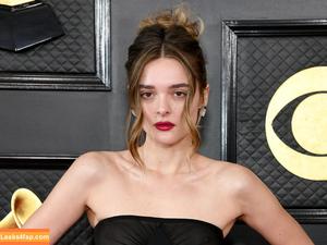 Charlotte Lawrence photo #0031