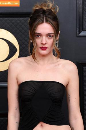 Charlotte Lawrence photo #0038