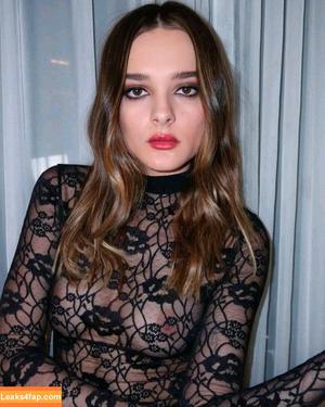 Charlotte Lawrence photo #0095