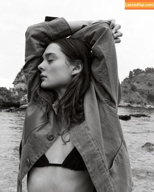 Charlotte Lawrence photo #0156