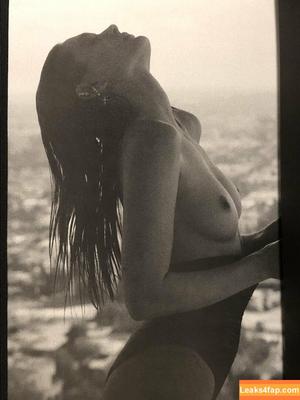 Charlotte Lawrence фото #0215