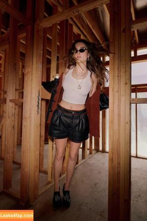 Charlotte Lawrence фото #0228