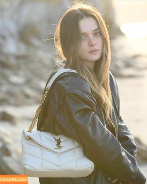 Charlotte Lawrence фото #0258