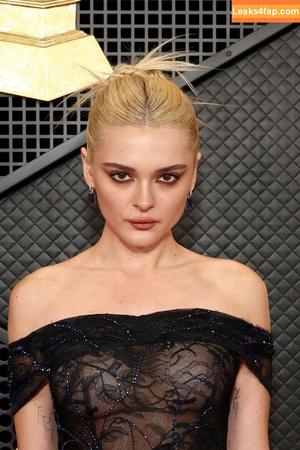 Charlotte Lawrence фото #0263