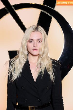 Charlotte Lawrence фото #0273