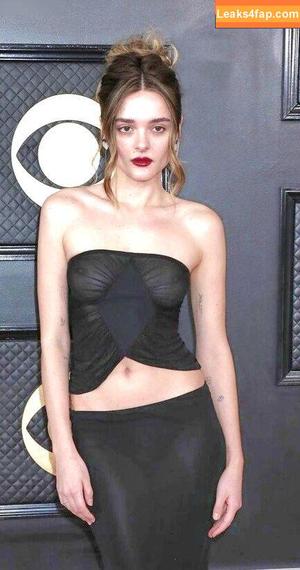 Charlotte Lawrence фото #0371