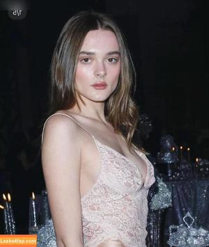 Charlotte Lawrence фото #0400