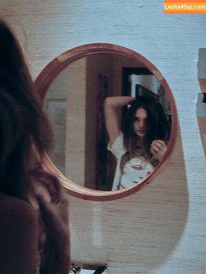 Charlotte Lawrence photo #0913