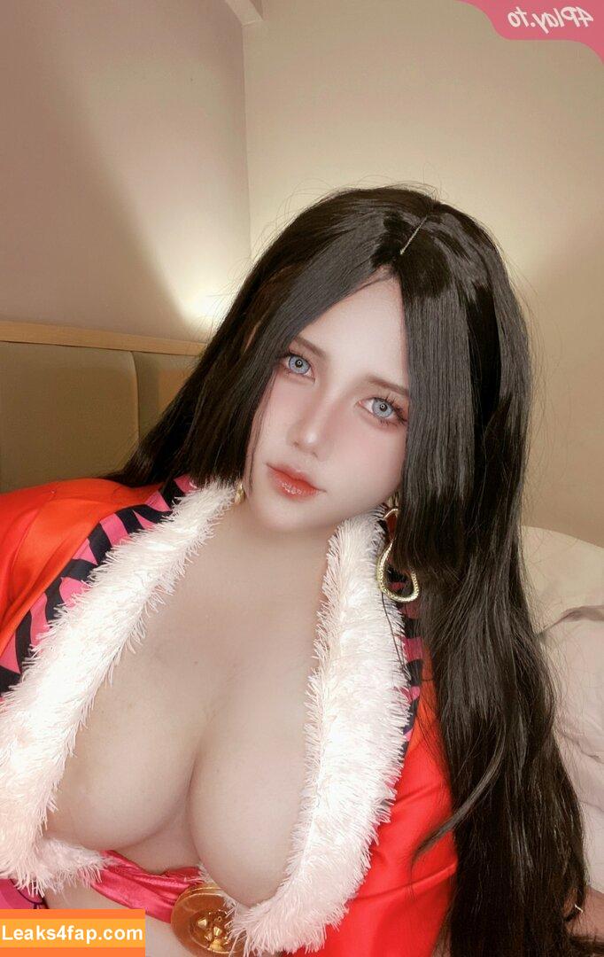 Charlotte LinLin / bigmom.posting / cocomelw leaked photo photo #0080