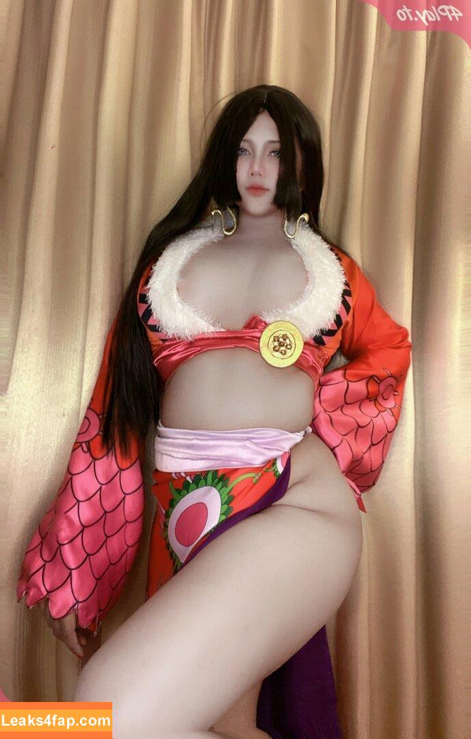 Charlotte LinLin / bigmom.posting / cocomelw leaked photo photo #0086