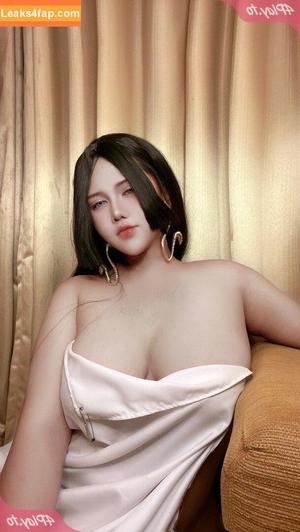 Charlotte LinLin photo #0068