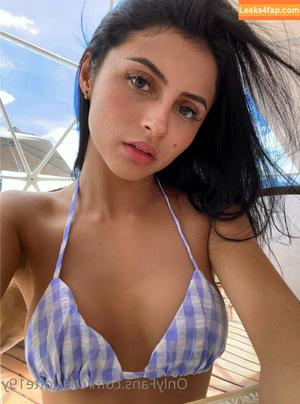 charlotte19y photo #0563