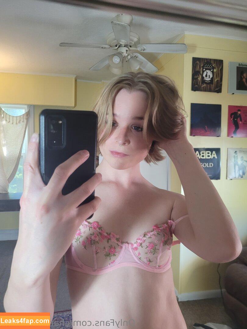 Charlotte40404 / too_old_femboy leaked photo photo #0034