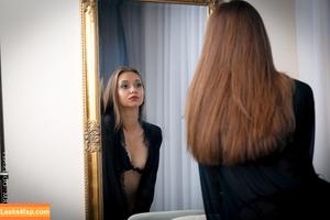 CharmModels photo #0091