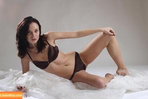 CharmModels photo #0326