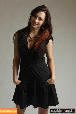 CharmModels photo #0672