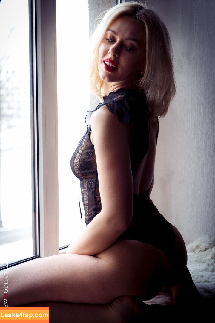 CharmModels / charm_models_women_fashion слитое фото фото #1028