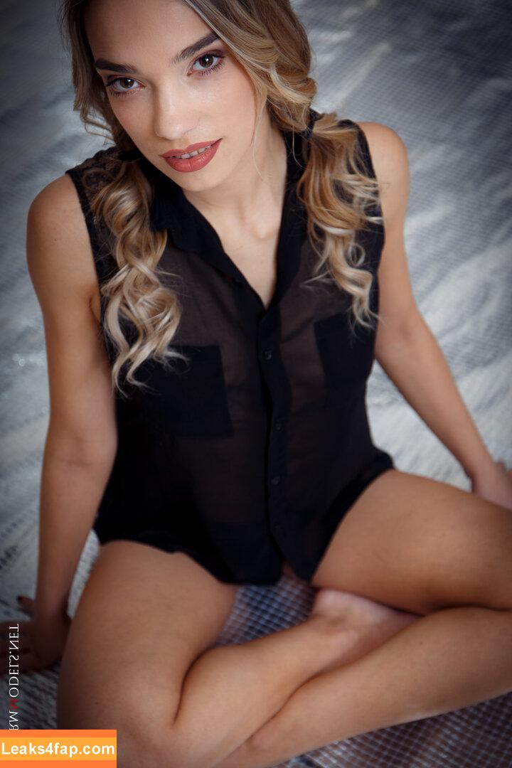 CharmModels / charm_models_women_fashion слитое фото фото #1432