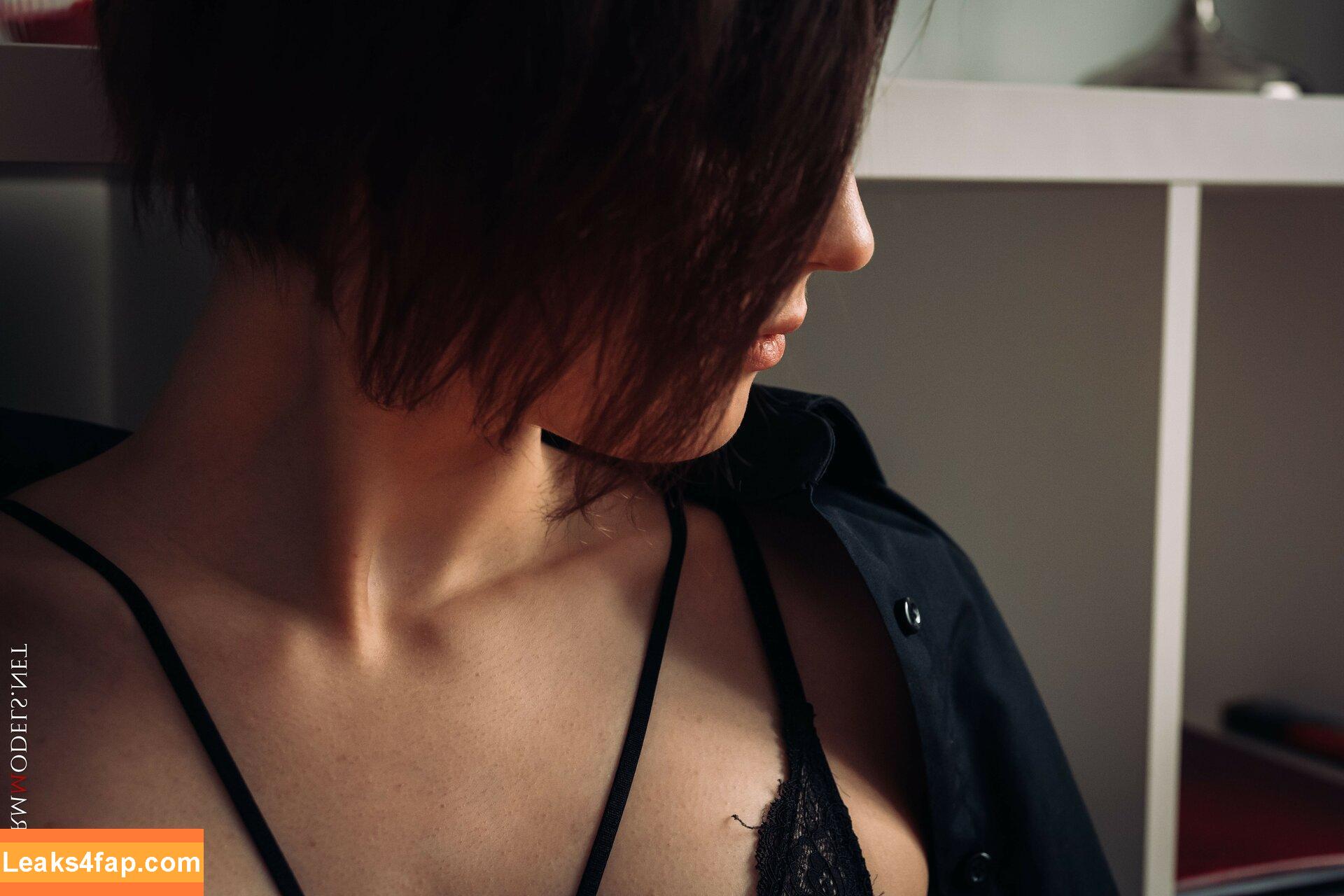 CharmModels / charm_models_women_fashion слитое фото фото #1510