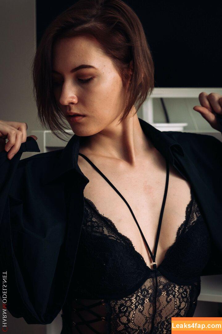 CharmModels / charm_models_women_fashion слитое фото фото #1526