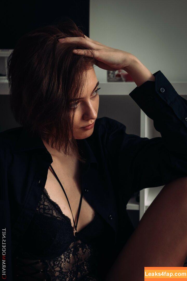 CharmModels / charm_models_women_fashion слитое фото фото #1539