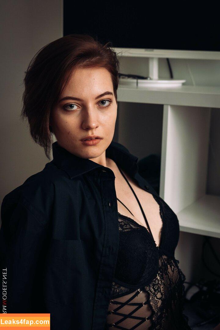 CharmModels / charm_models_women_fashion слитое фото фото #1545