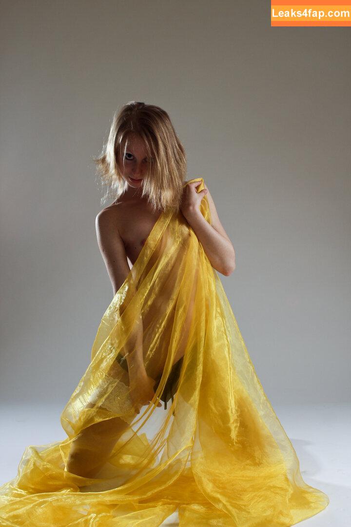 CharmModels / charm_models_women_fashion слитое фото фото #1635