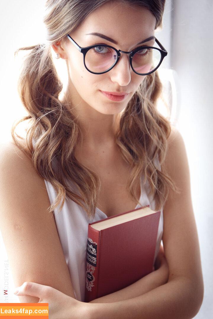 CharmModels / charm_models_women_fashion leaked photo photo #1944