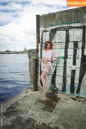 CharmModels photo #1895