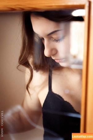 CharmModels photo #1922