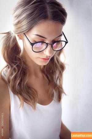 CharmModels photo #1935