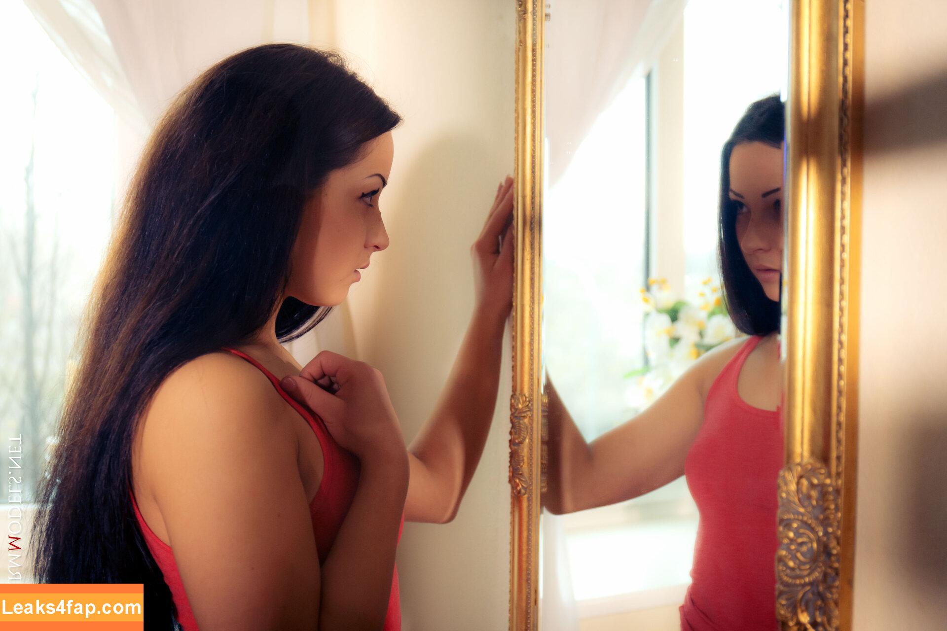 CharmModels / charm_models_women_fashion leaked photo photo #2040