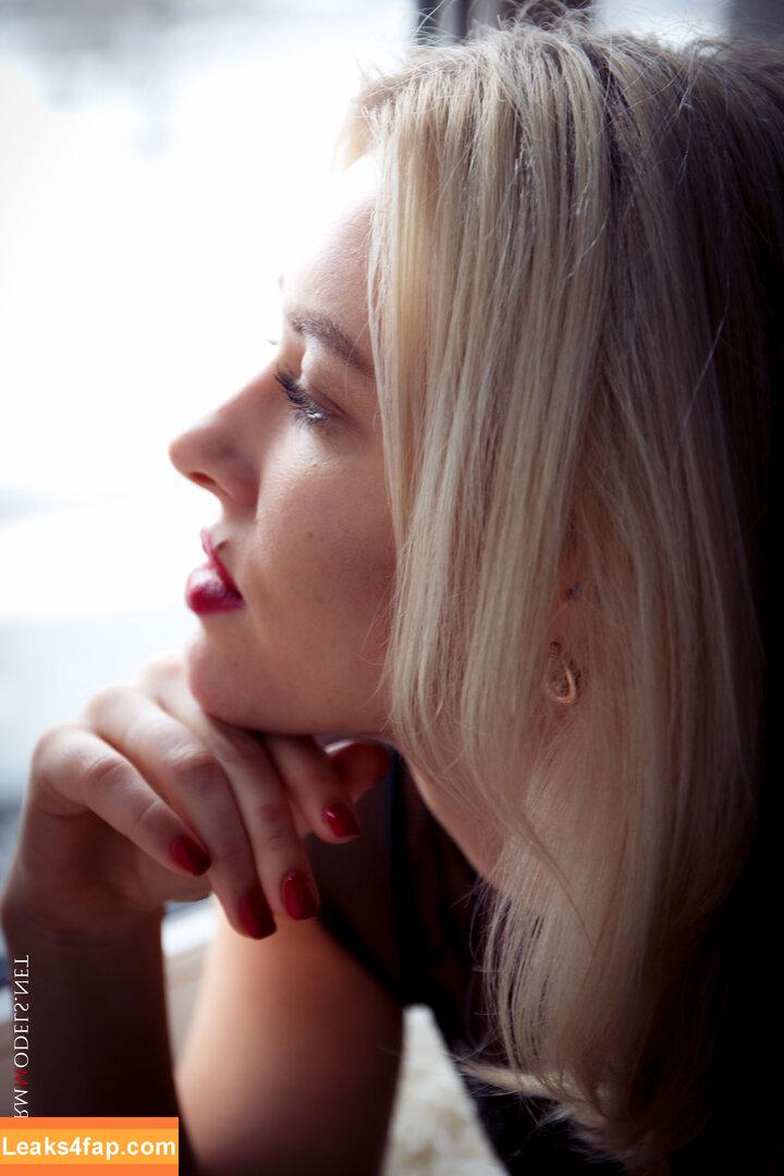 CharmModels / charm_models_women_fashion слитое фото фото #2849