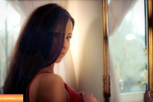 CharmModels photo #2012