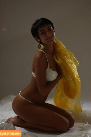 CharmModels photo #2334