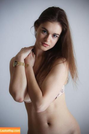 CharmModels photo #3640